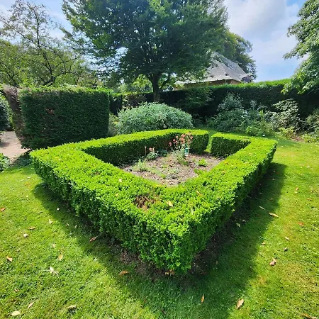 Casa de hóspedes Sejour - Maison D'epoque Avec Jardin - Cote D'albatre