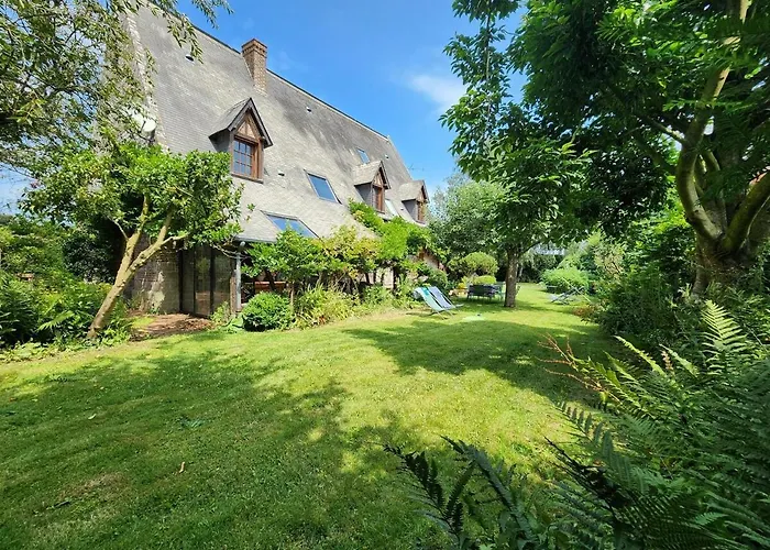 Sejour - Maison D'epoque Avec Jardin - Cote D'albatre 3*